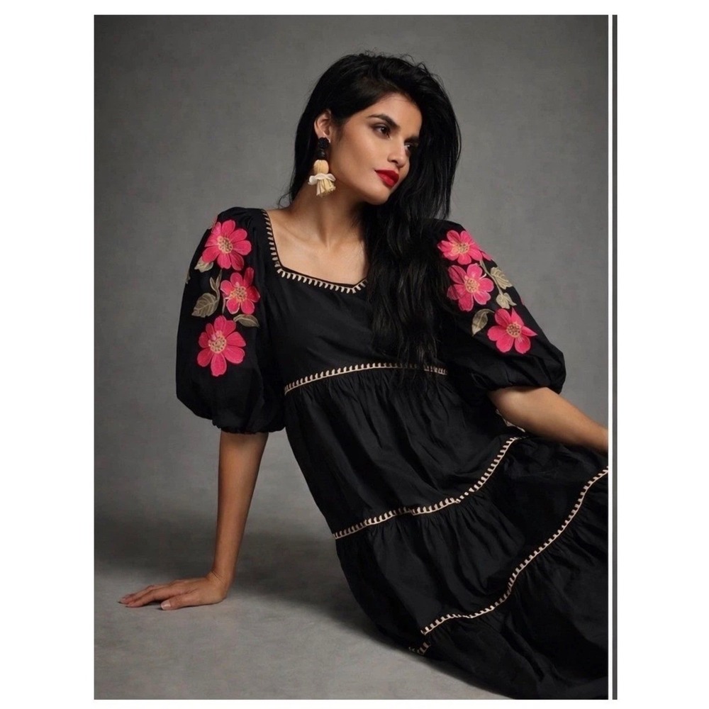 THML Black Floral Embroider Puff Sleeve Tiered Midi Dress XS Resort Boho cottage